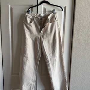 Abercrombie Loose high rise Beige Straight-Leg Jeans